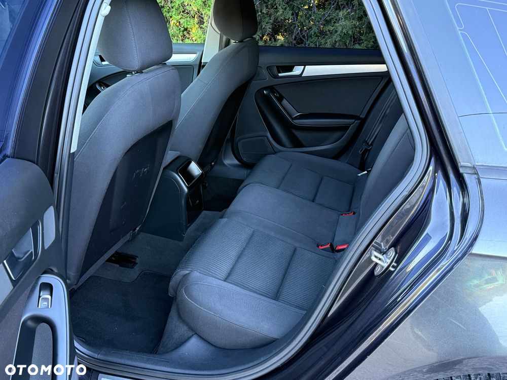 Audi A4 Avant - 8