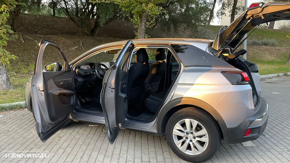 Peugeot 3008 1.5 BlueHDi Active - 19