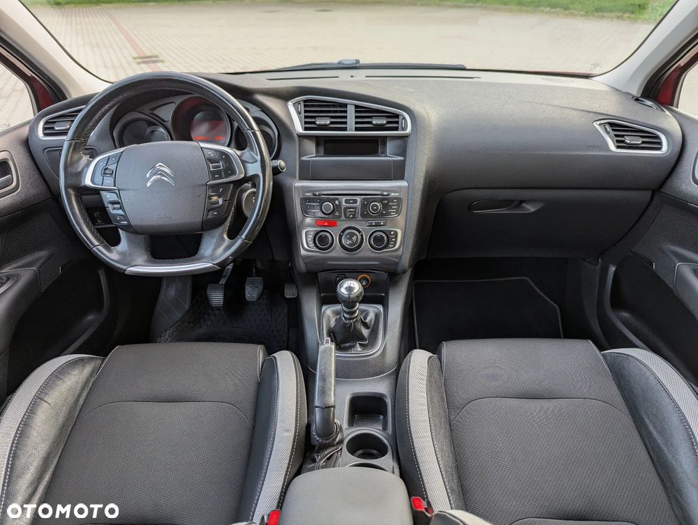Citroen C4 2012 photo 5