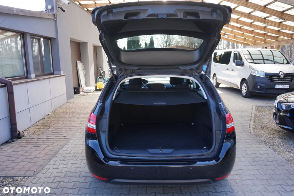 Peugeot 308 BlueHDi 120 EAT6 Stop & Start Allure - 5