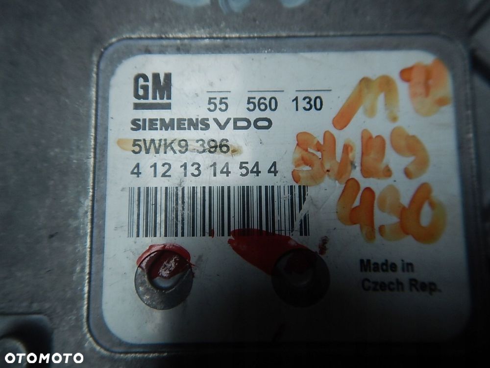 KOMPUTER STEROWNIK SILNIKA OPEL ZAFIRA B ASTRA H 1.8 B 55560130 - 3