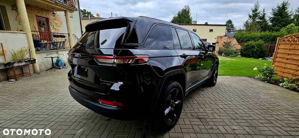 Jeep Grand Cherokee - 9