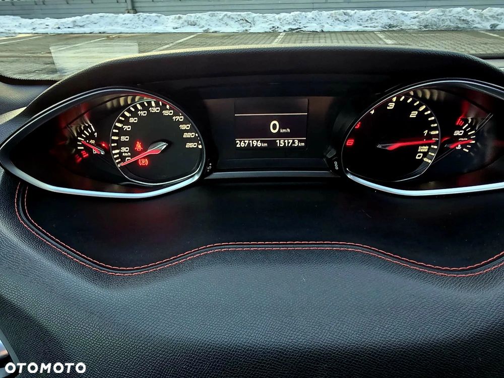 Peugeot 308 2.0 Blue HDi Allure S&S - 14