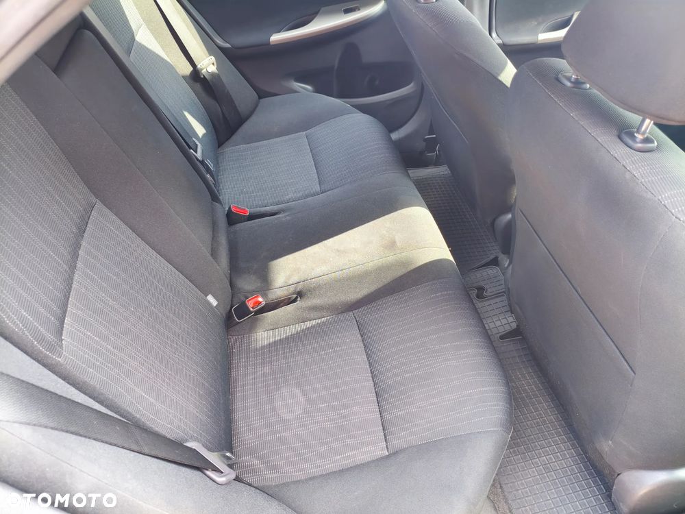 Toyota Corolla 1.6 Terra - 8