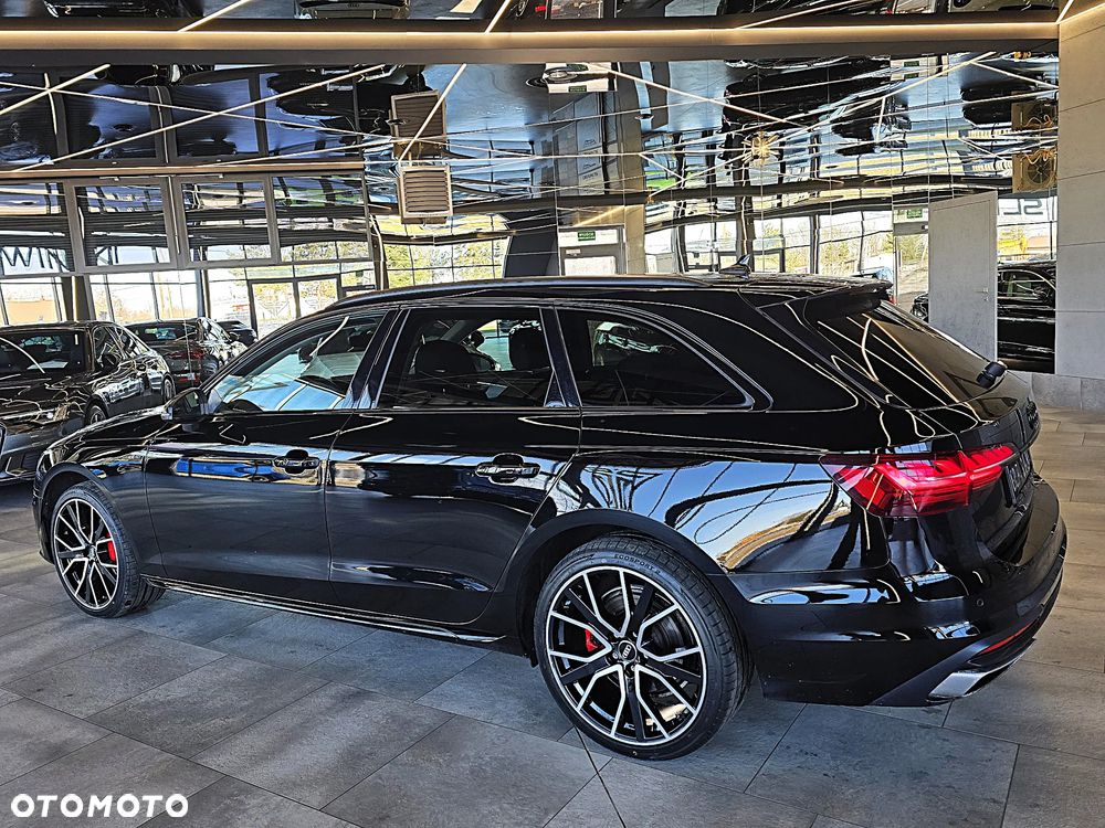 Audi A4 Avant 40 TFSI mHEV Quattro S tronic - 6