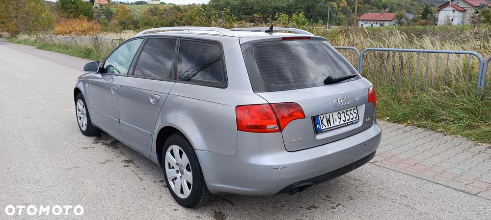 Audi A4 - 4
