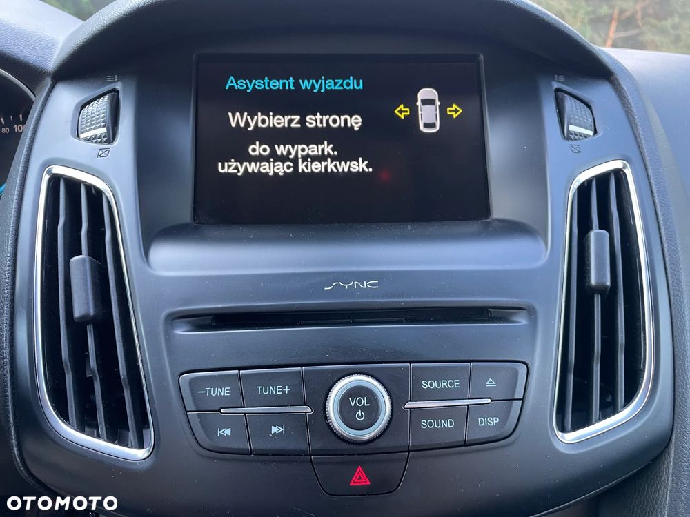 Ford Focus 1.0 EcoBoost Titanium ASS PowerShift - 23