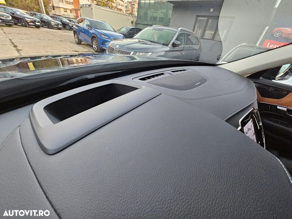 Volvo XC 90 T8 AWD Recharge Geartronic Inscription - 6
