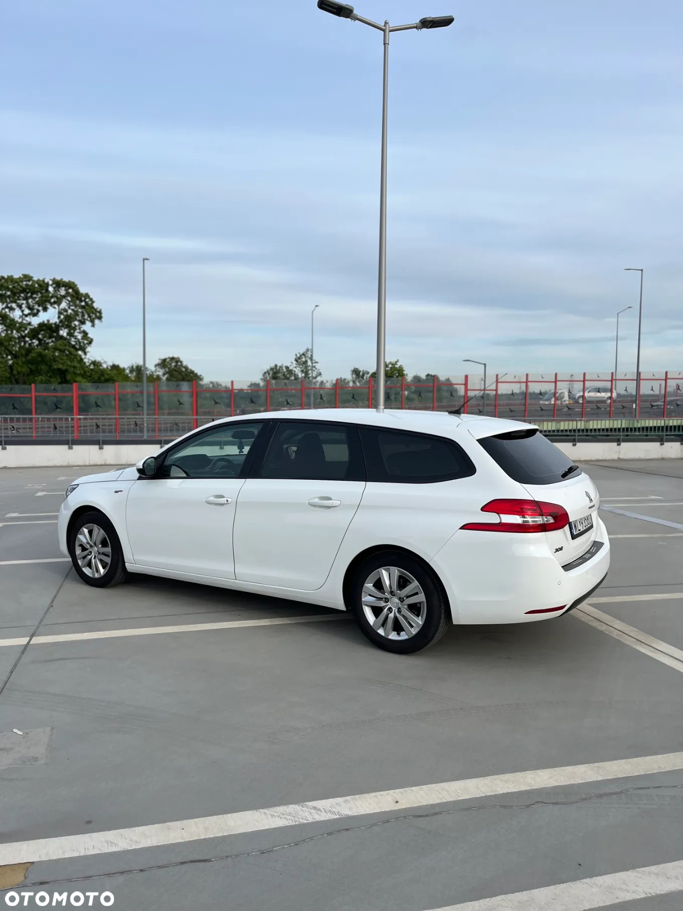 Peugeot 308 BlueHDi 130 Active Pack - 8