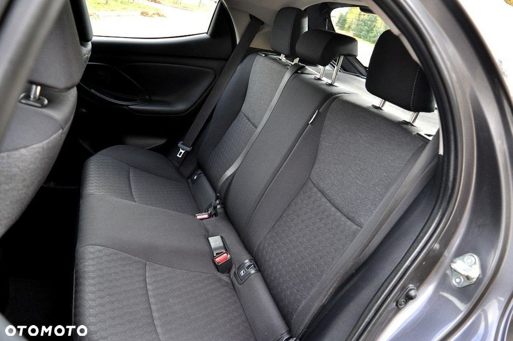 Toyota Yaris - 9