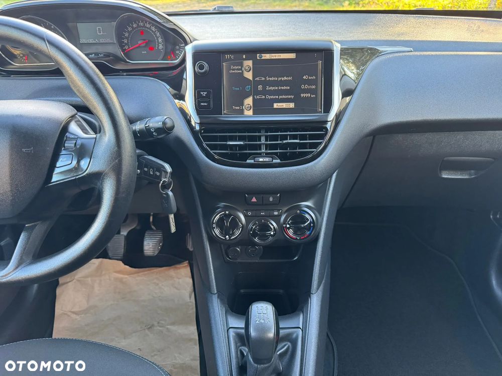 Peugeot 208 PureTech 82 Start & Stop Style - 20