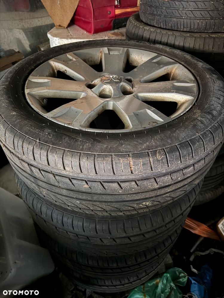 Mitsubishi Outlander 2.4 Instyle NAVI CVT - 24