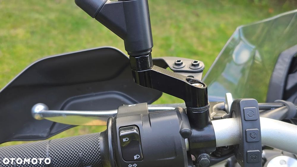 Yamaha XTZ - 18