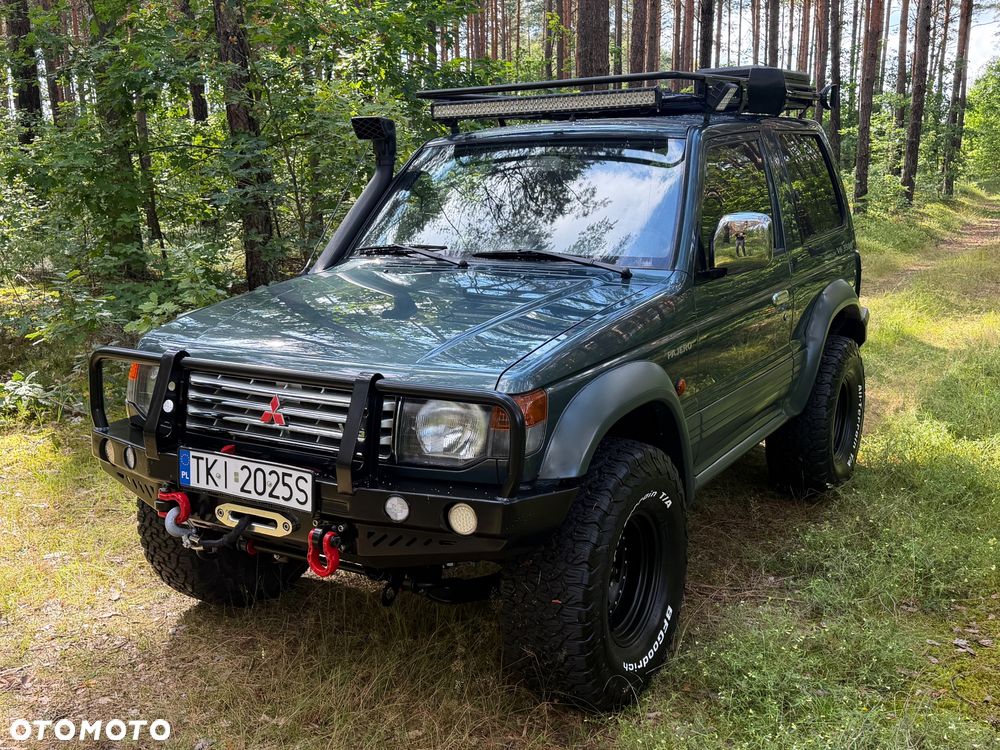 Mitsubishi Pajero - 3