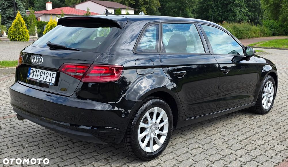 Audi A3 Sportback 1.6 TDI (clean diesel) S tronic Attraction - 6