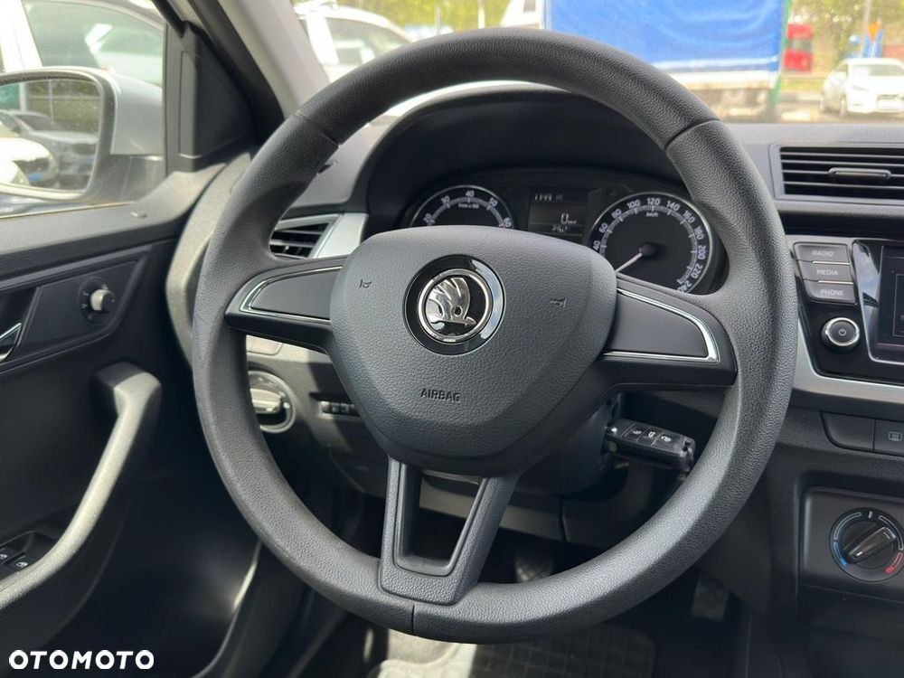 Skoda Fabia 1.0 TSI Ambition - 11