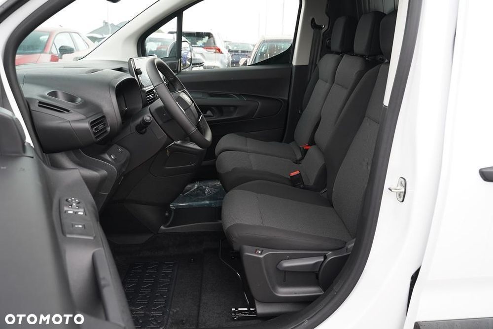Toyota Proace City 1.5 D-4D Long 2,3t Active - 19