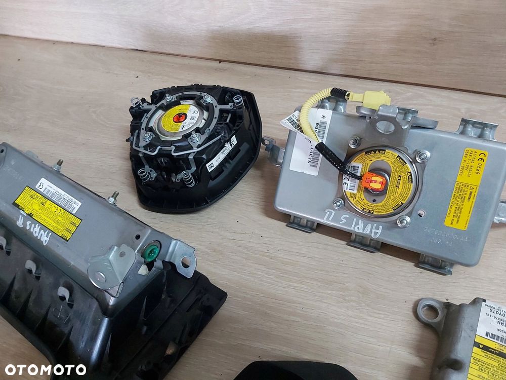 Toyota Auris II Air bag poduszka kierowcy deska pas lewy prawy 14r - 4
