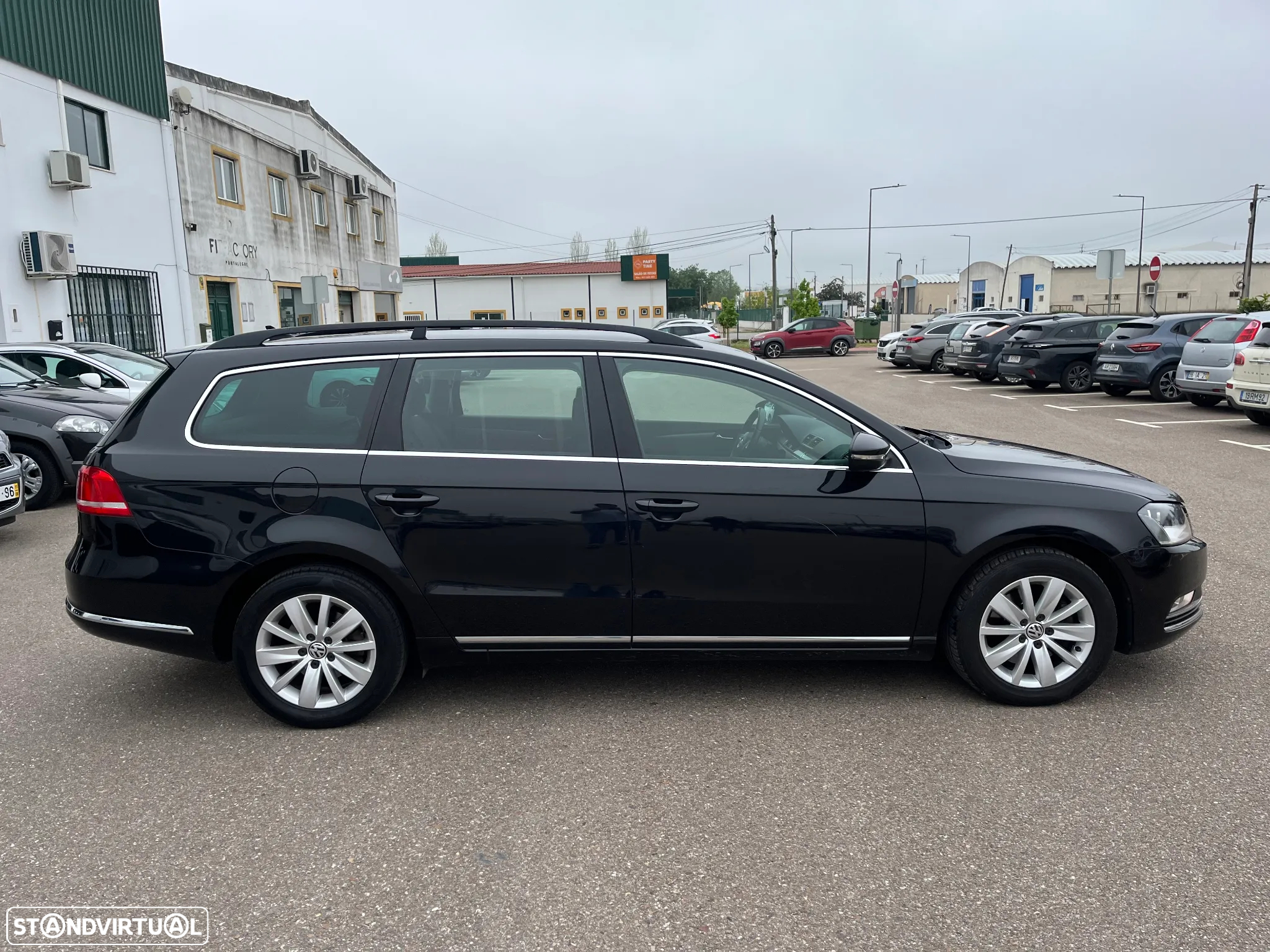 VW Passat Variant 1.6 TDI BlueMotion Highline - 6