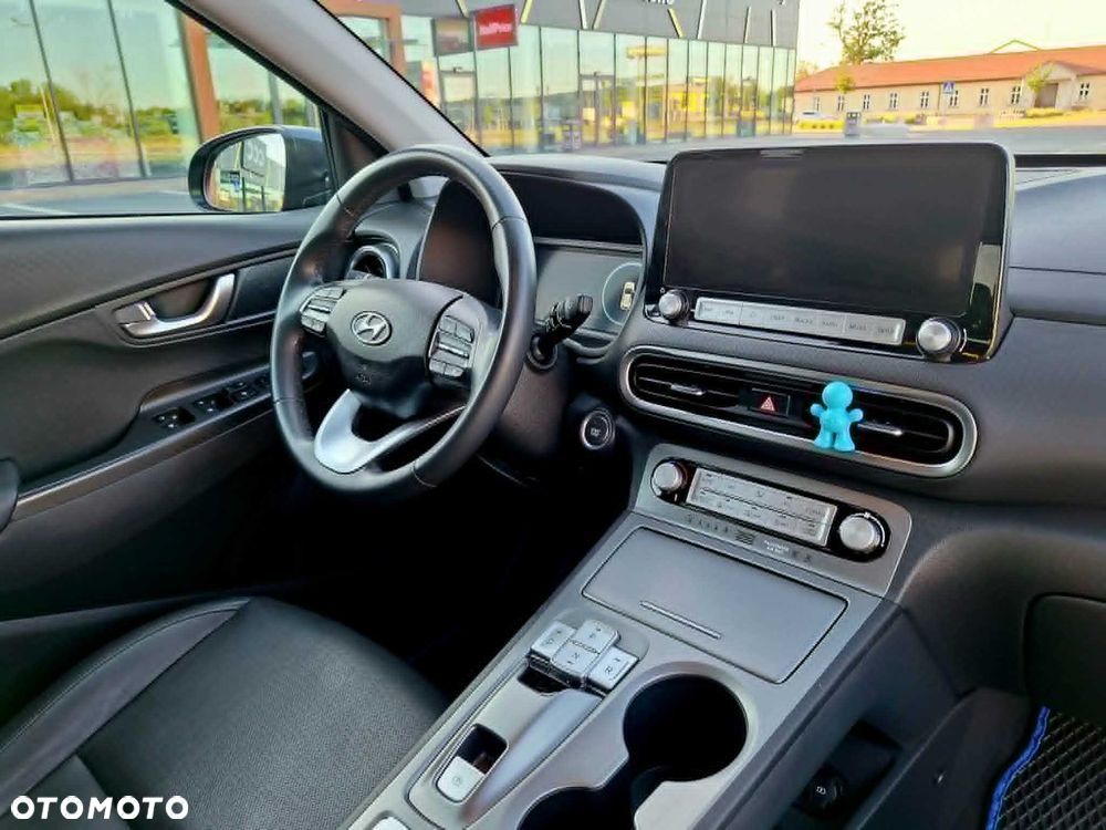 Hyundai Kona - 4