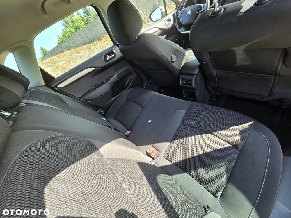 Citroën C4 PureTech 110 Selection - 6