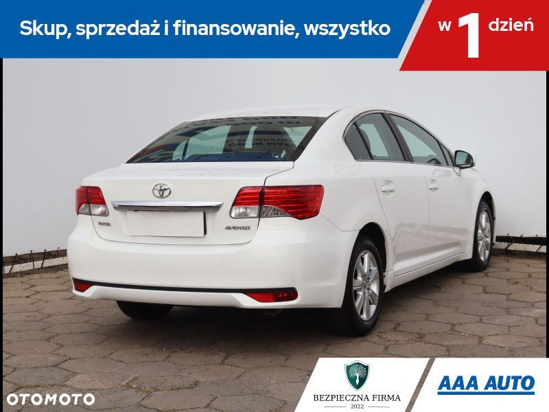 Toyota Avensis - 6