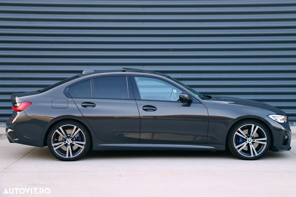 BMW 3 Series 2020 photo 4