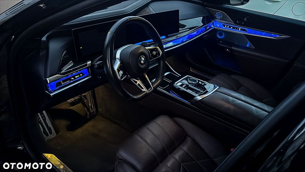 BMW Seria 7 740d xDrive - 12