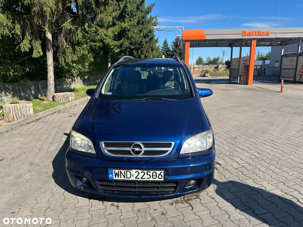 Opel Zafira - 1
