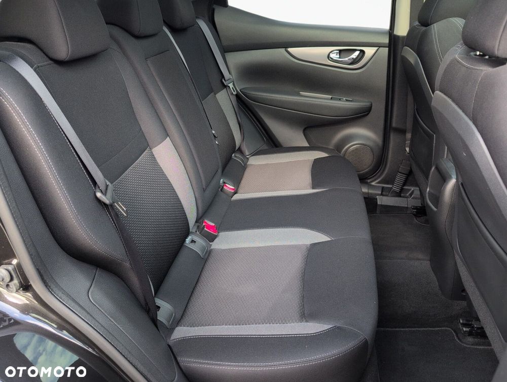 Nissan Qashqai 1.3 DIG-T N-Connecta - 12