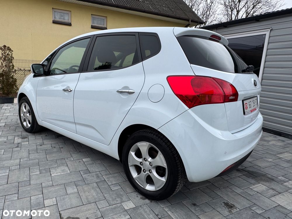 Kia Venga 1.4 CVVT UEFA EURO 2016 - 19