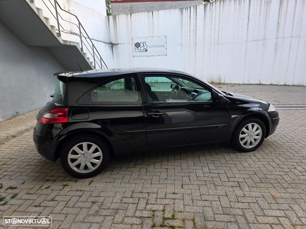 Renault Megane Van - 14