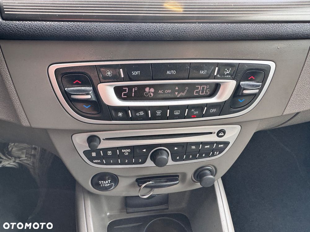 Renault Megane 1.9 dCi FAP Dynamique - 12