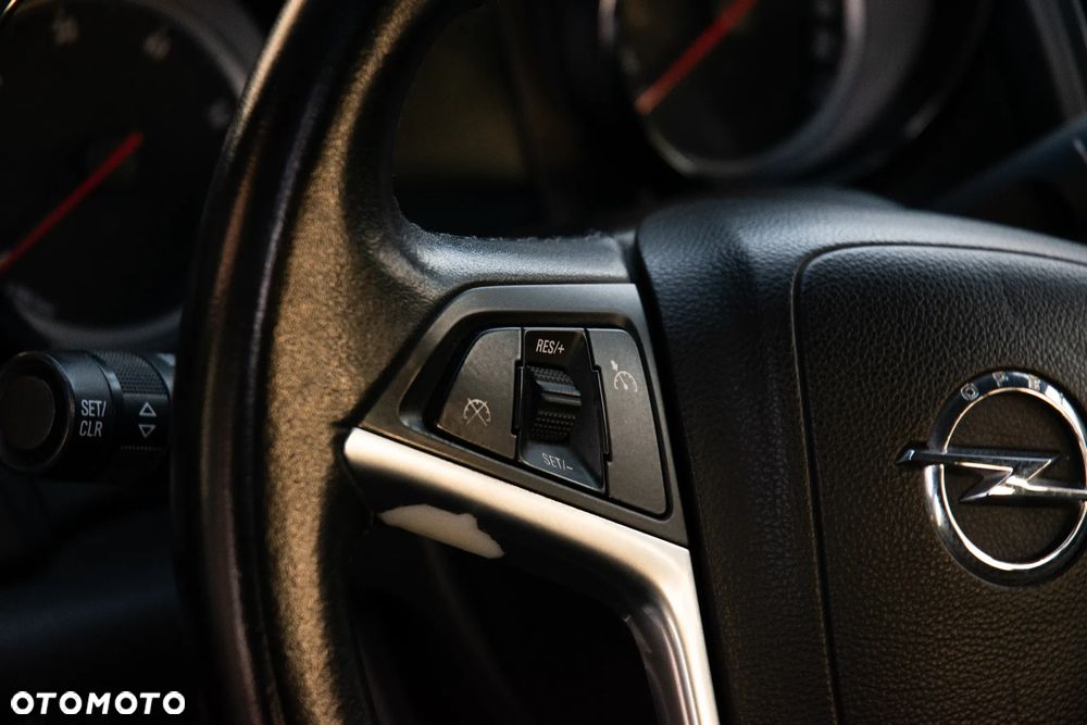 Opel Astra 1.7 CDTI - 27