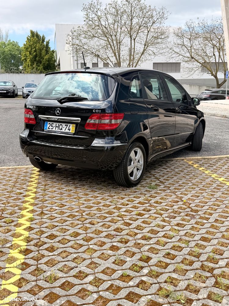 Mercedes-Benz B 180 CDI - 4