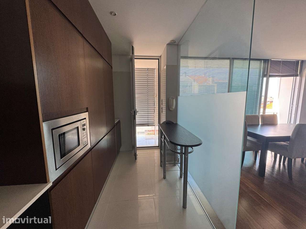 Apartamento T1 Duplex Edifício Mirador em Aveiro - Grande imagem: 2/16
