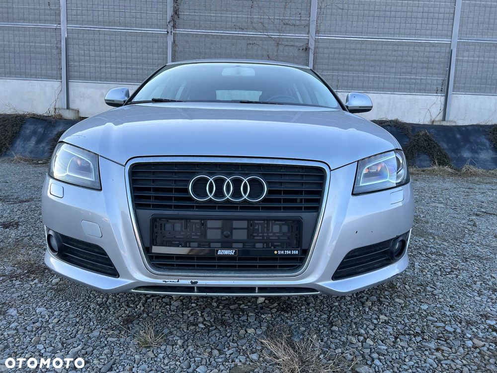 Audi A3 Sportback 1.6 TDI DPF S line Sportpaket