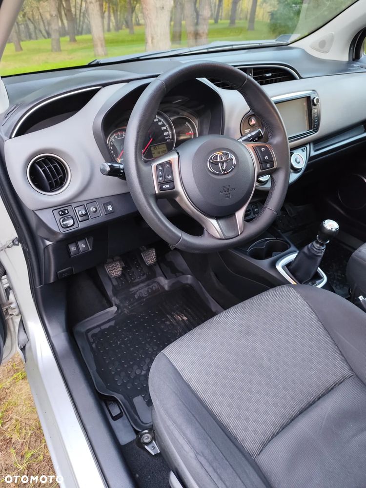 Toyota Yaris - 2