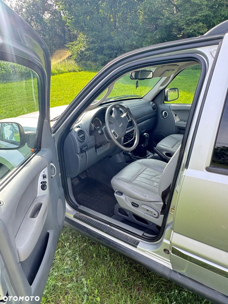 Jeep Cherokee 2.8 CRD Limited - 15