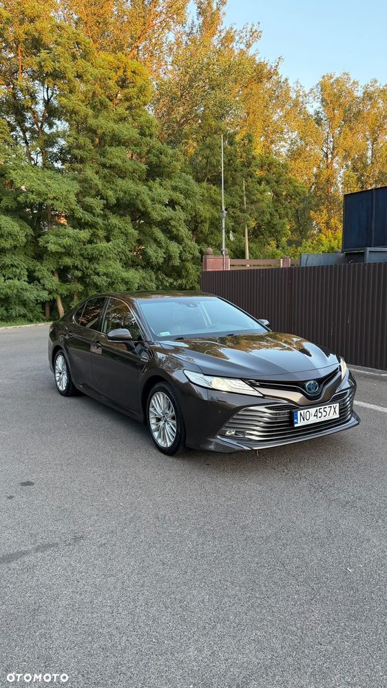 Toyota Camry 2.5 Hybrid Executive CVT - 4