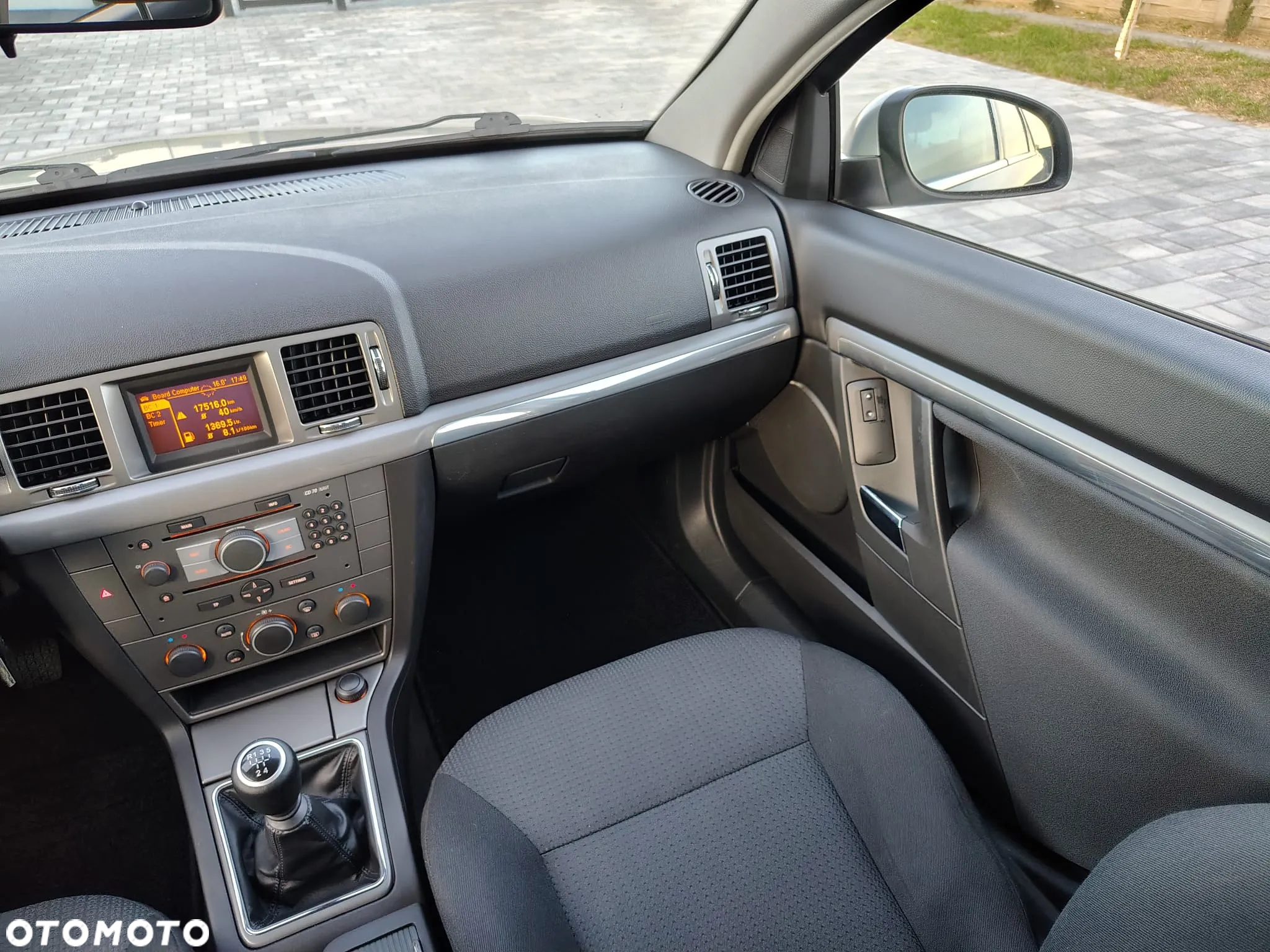 Opel Vectra 1.8 - 24
