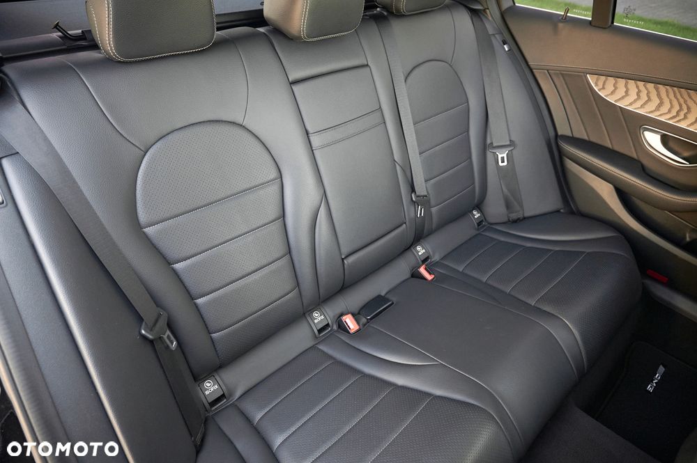 Mercedes-Benz Klasa C 220 d 9G-TRONIC - 27