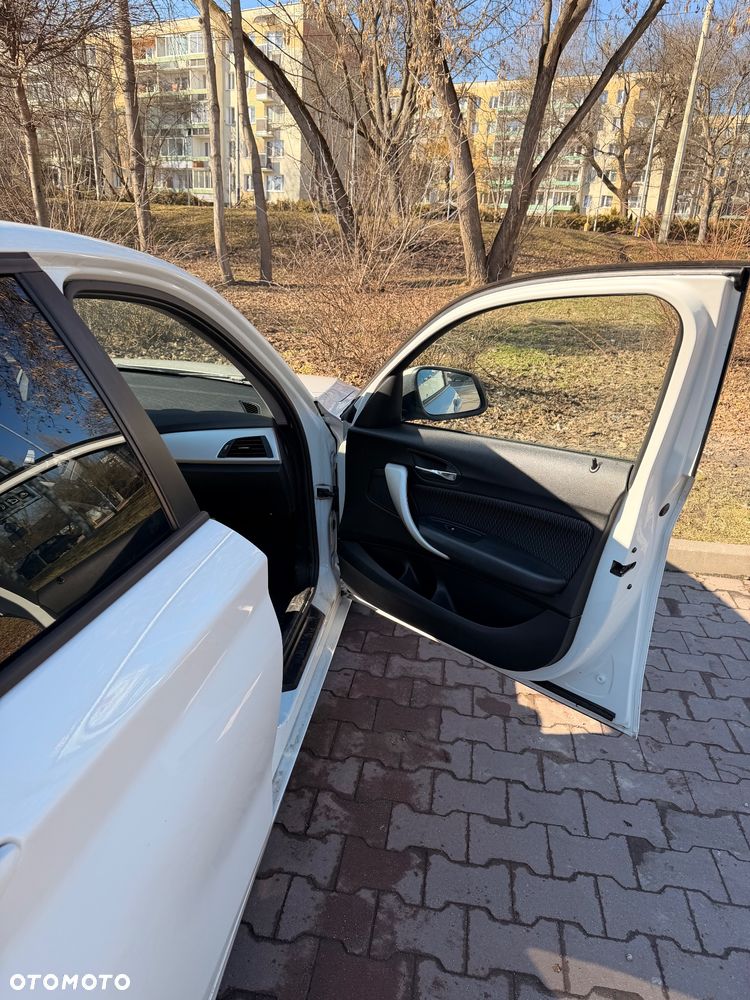 BMW Seria 1 114i - 17