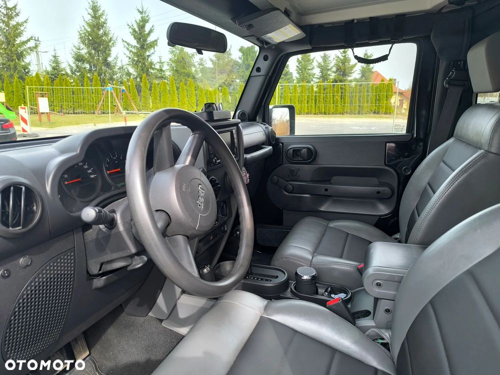 Jeep Wrangler 3.8 Sport - 8