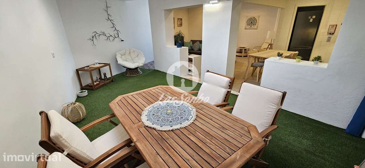 Andar Moradia T2 com garagem fechada a 20m da Praia de Angeiras - L... - Grande imagem: 3/19