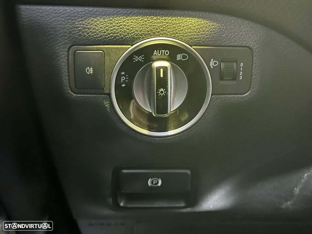 Mercedes-Benz A 180 CDI 7G DCT - 20