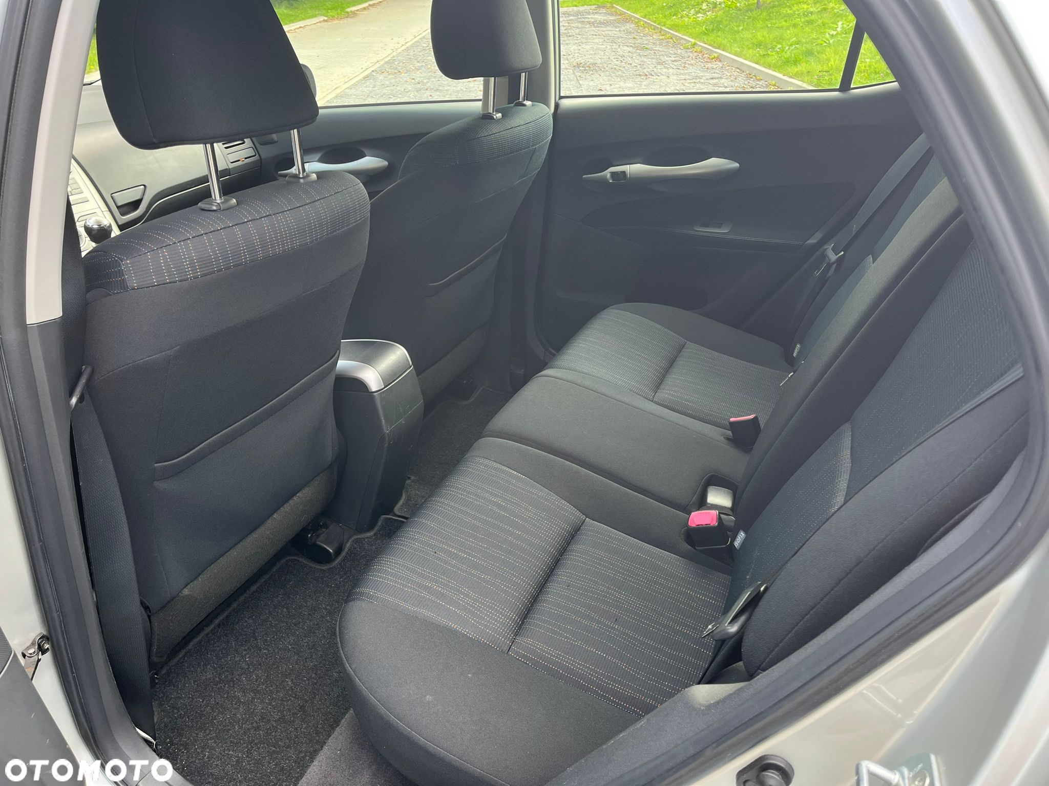 Toyota Auris 1.6 2010 - 15