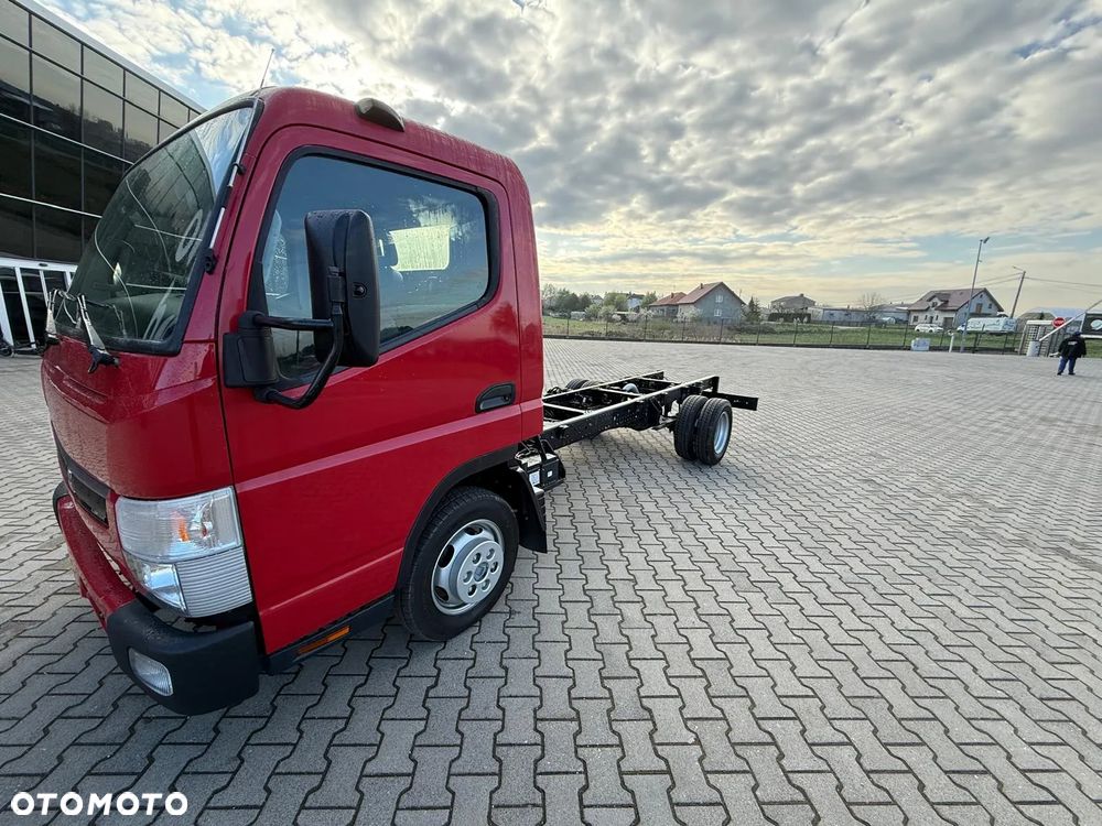 Mitsubishi Canter - 1