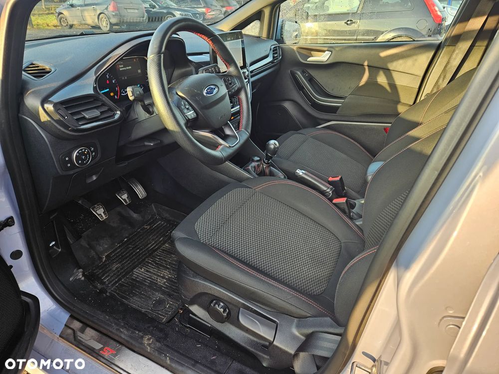 Ford Fiesta 1.0 EcoBoost Hybrid S&S ST-LINE - 11