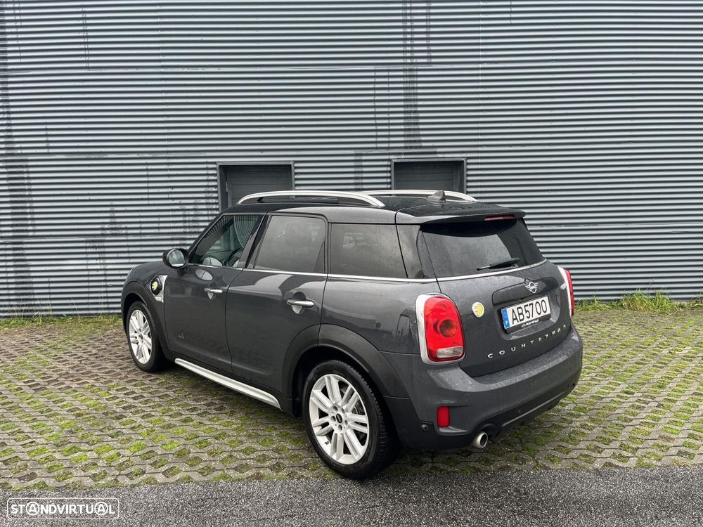 MINI Countryman Cooper SE ALL4 Auto - 16
